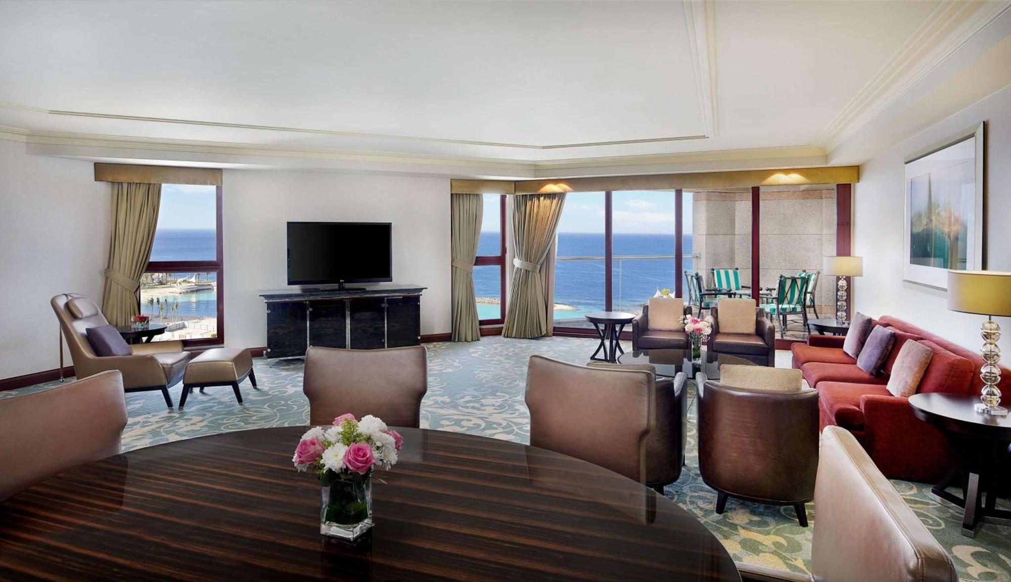 Jeddah Hilton Hotel Exterior photo Suite