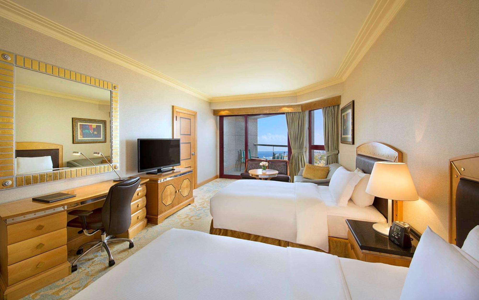 Jeddah Hilton Hotel Exterior photo
